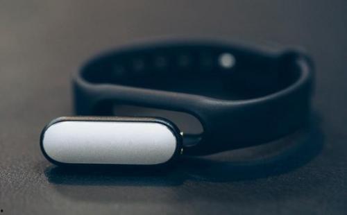 小米手环4最新爆料视频,功能升级，外观革新，揭秘智能穿戴新标杆  第3张